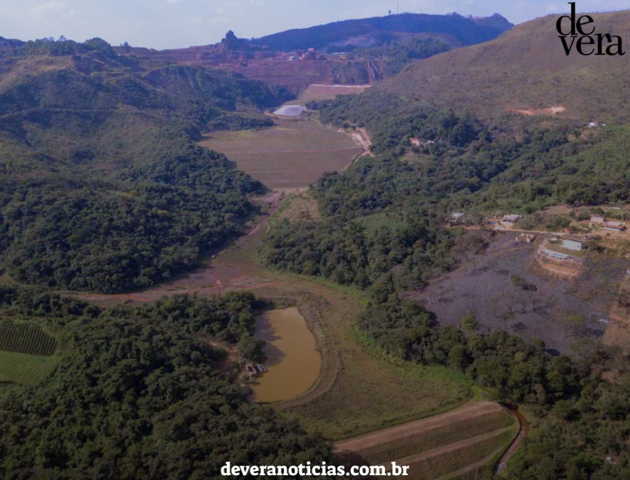 Justiça impõe multa diária e apreende passaportes de sócios da Emicon após irregularidades na barragem B1‑A