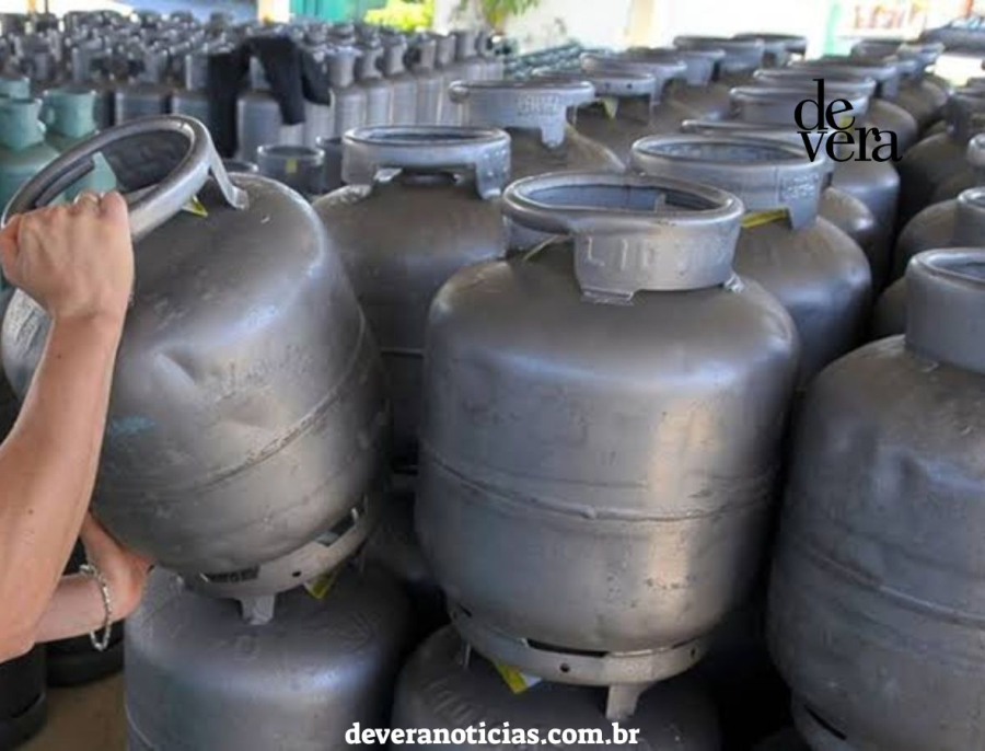 Petrobras volta à distribuição de gás de cozinha e expectativa é de queda no preço ao consumidor